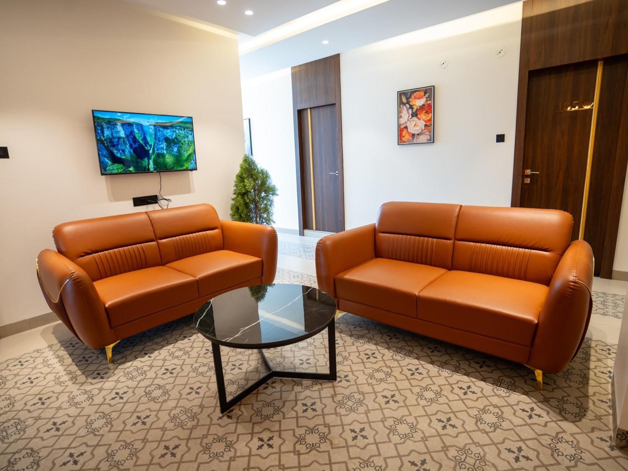 Hotel Alba Inn, إندور المظهر الخارجي الصورة